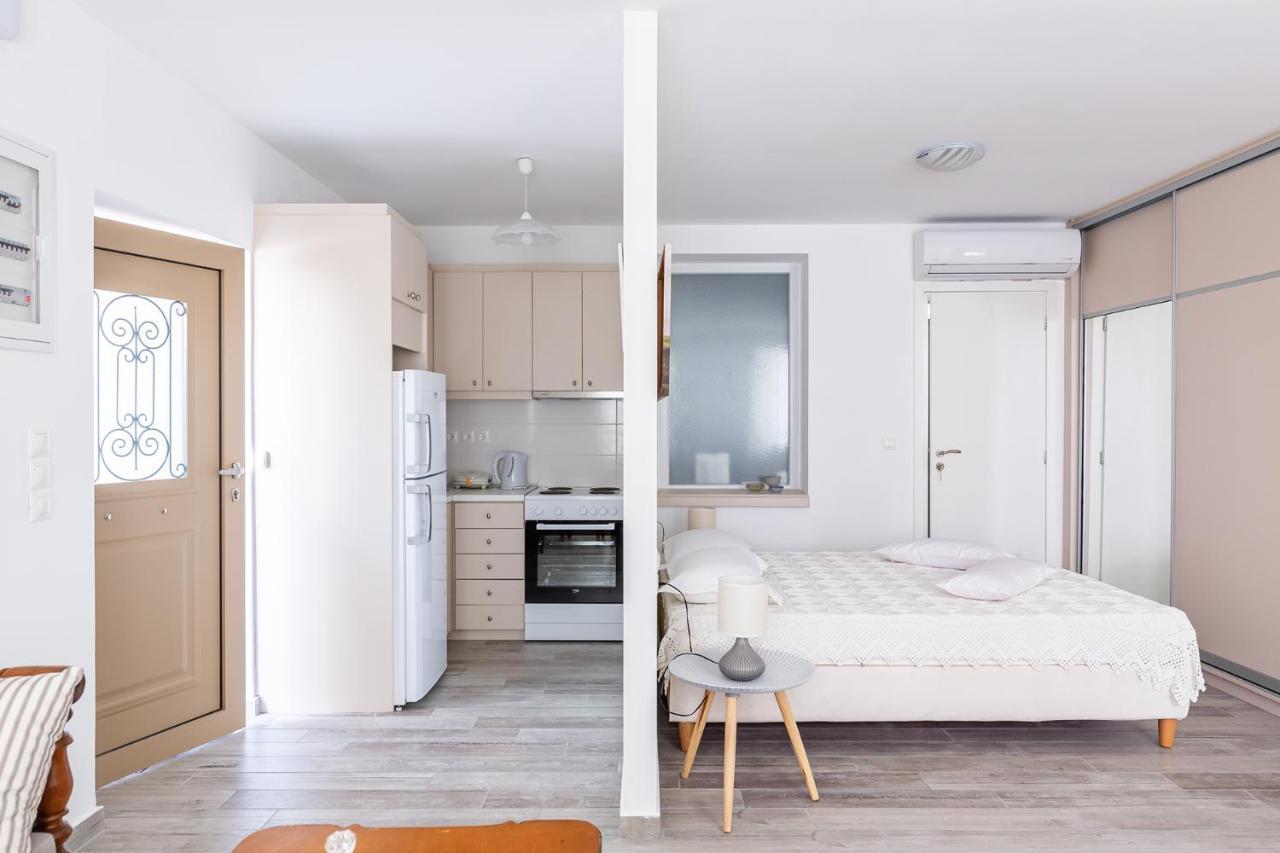 Syraino Apartment สโกเปลอสทาวน์ ภายนอก รูปภาพ